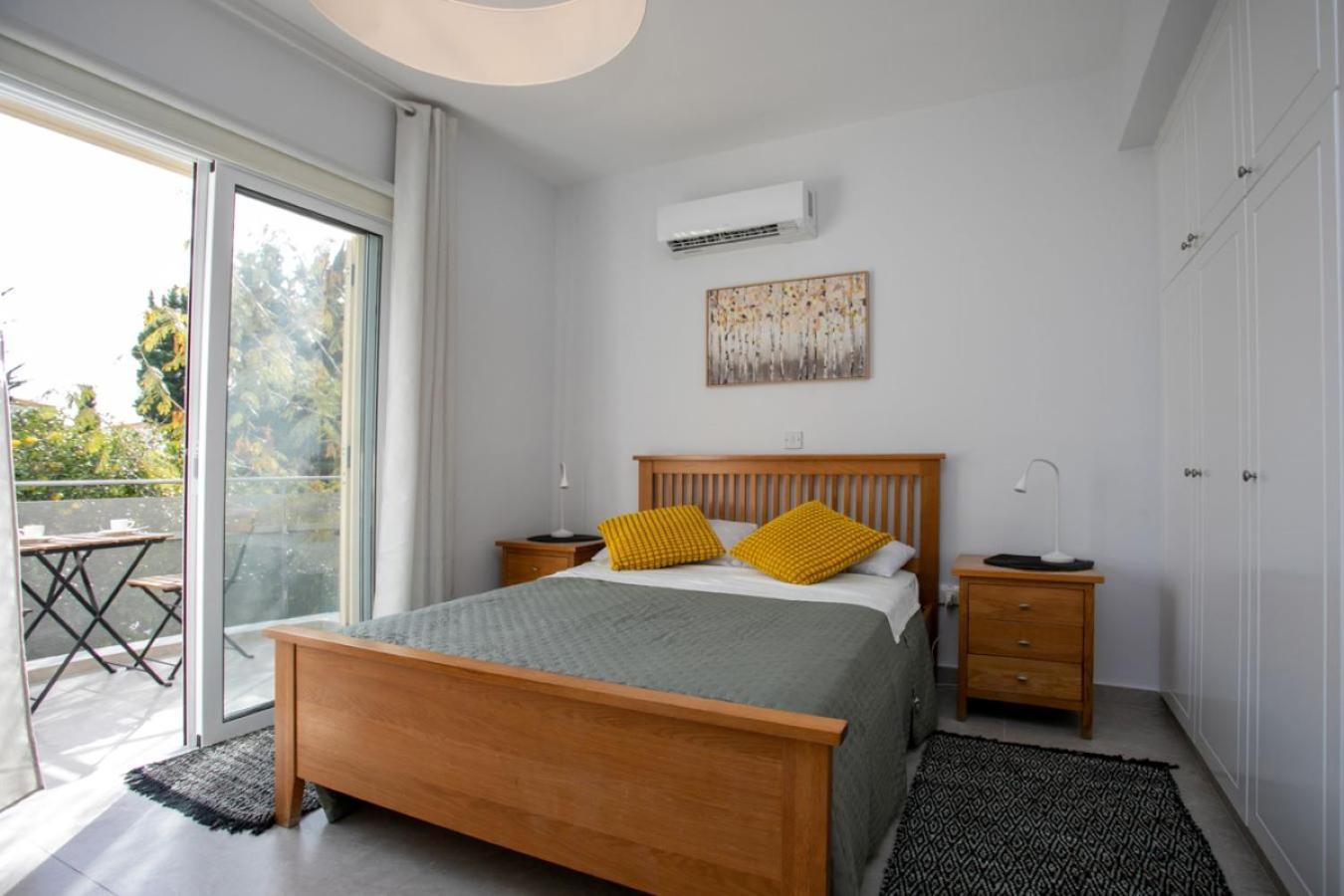 Stunning & Cosy, Direct Pool Access, 2br, With Private Patio! Serenity Townhouse Apartment Paphos