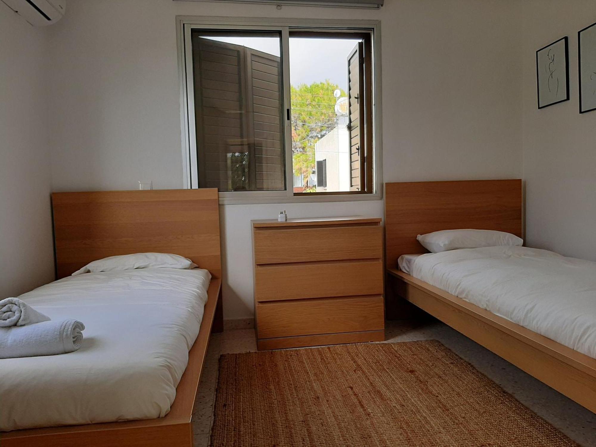 H&o Royal Townhouse In Center Paphos