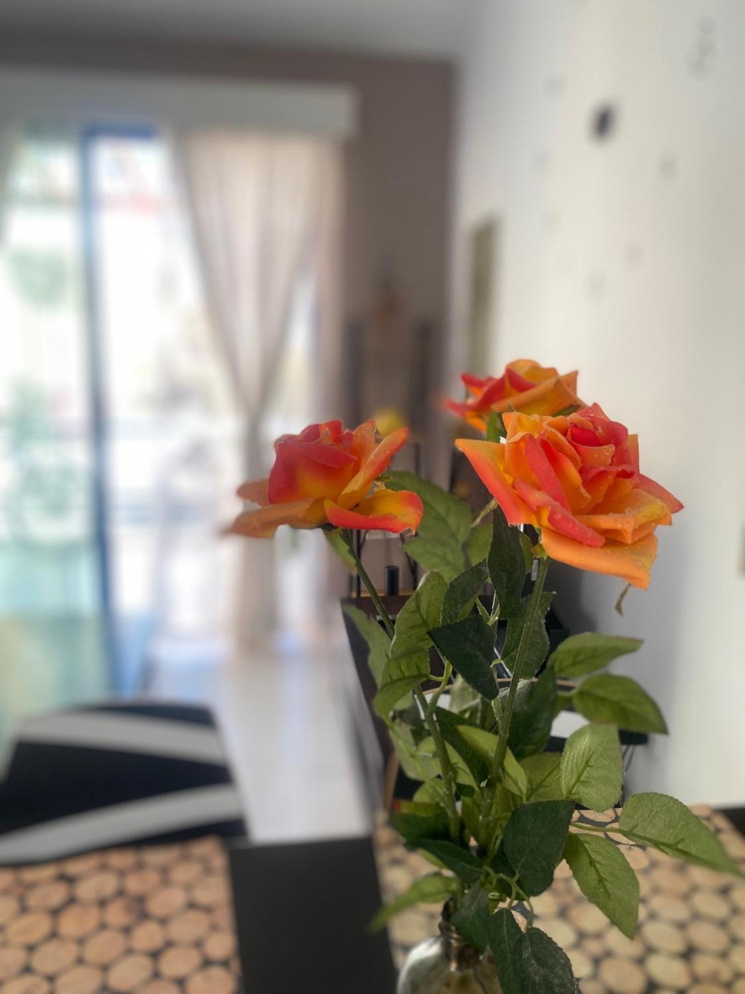 1-bed Cosy Close To Apartment