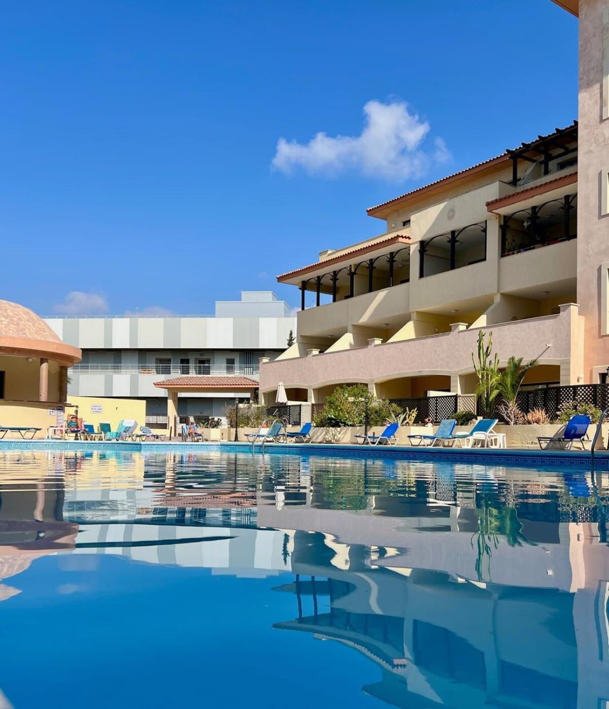 Penthouse 365 Sunsets Paphos