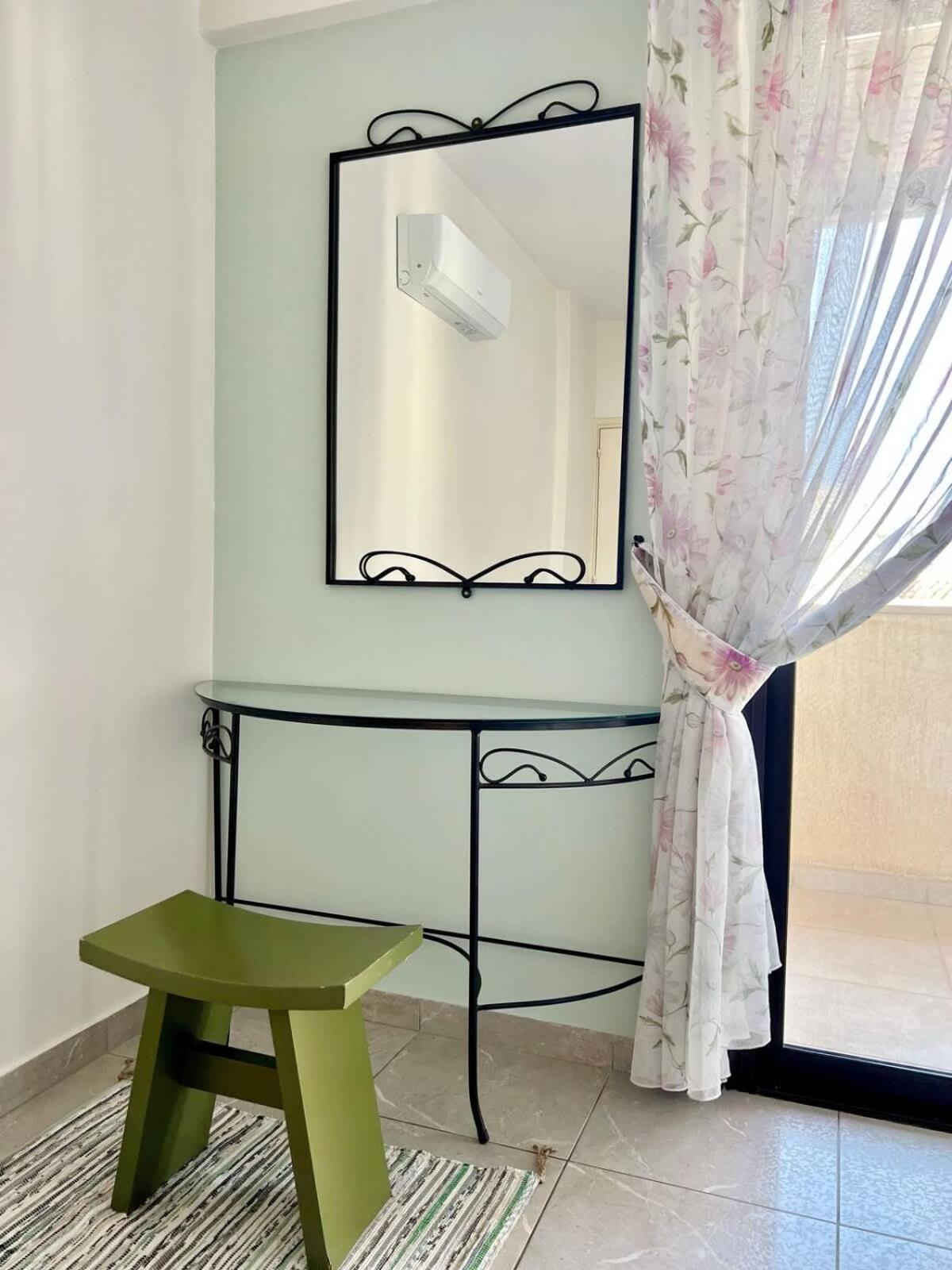 Penthouse 365 Sunsets Apartment Paphos