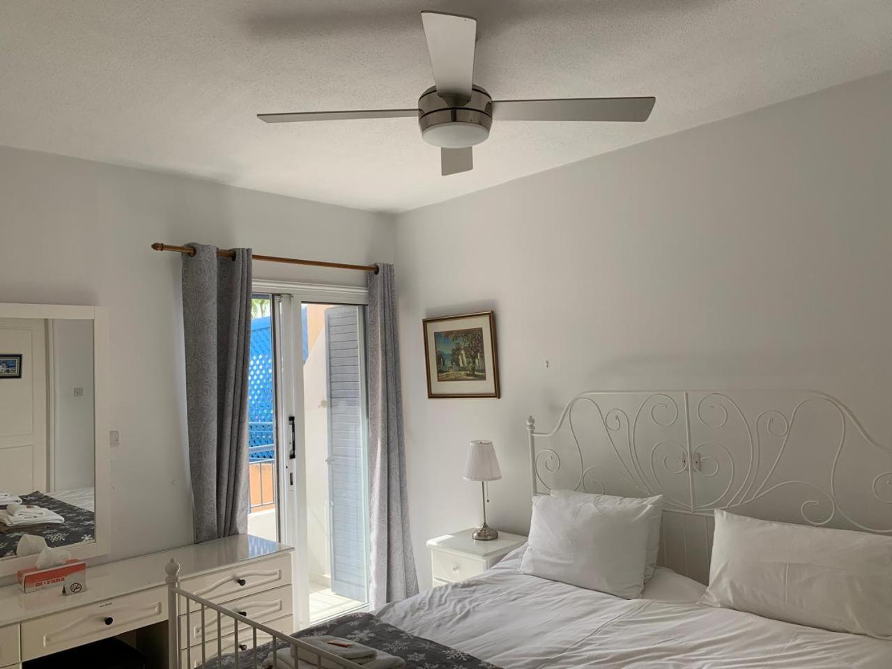 King's Palace - Spacious 2 Bed, 2 Bath With Sea And Pool Views