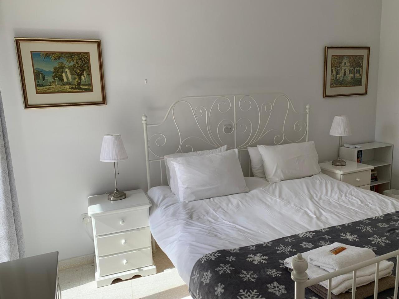 King's Palace - Spacious 2 Bed, 2 Bath With Sea And Pool Views Paphos