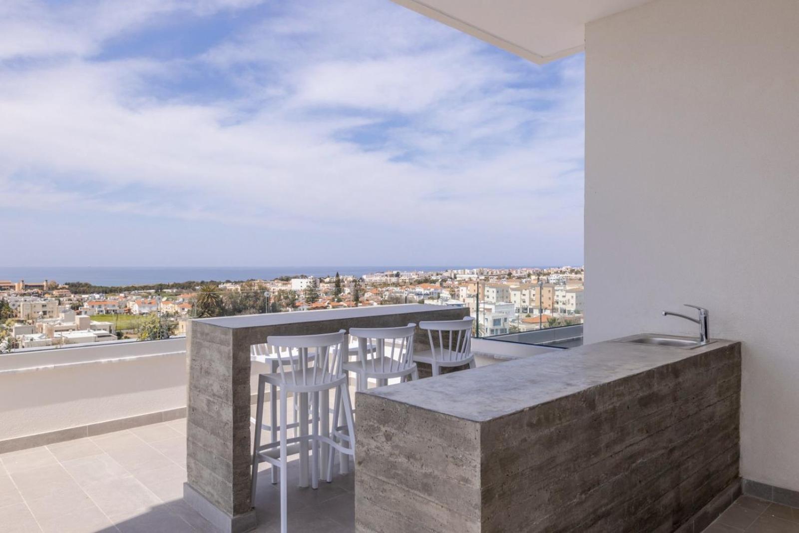 Apartment Premier 403 3 Bed Paphos
