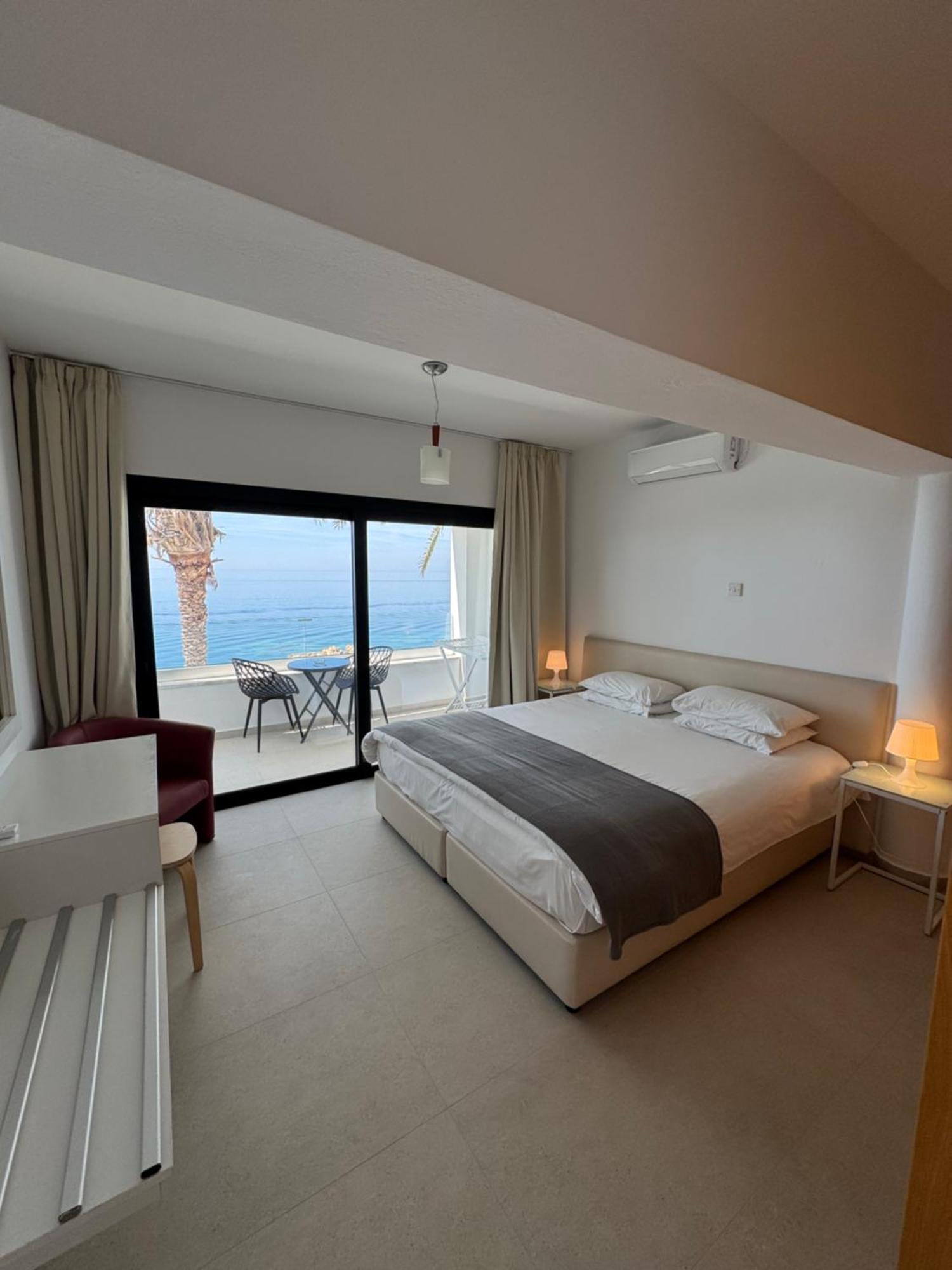 Aparthotel Vrachia & - Adults Only Kissonerga