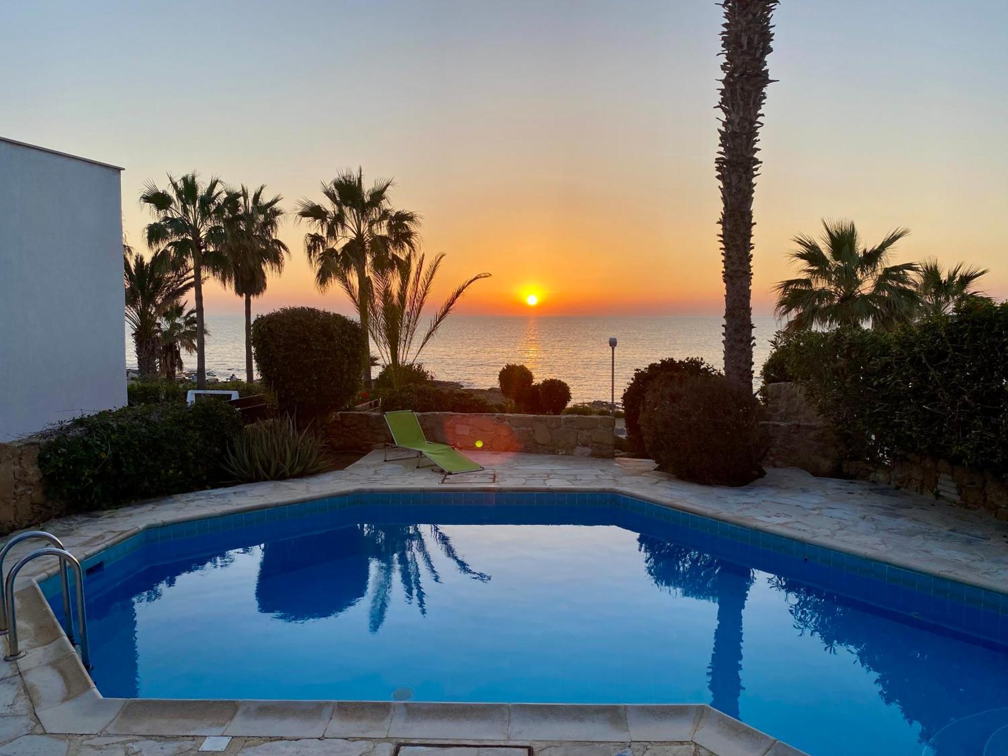 Villa Sea Front Ekaterina *