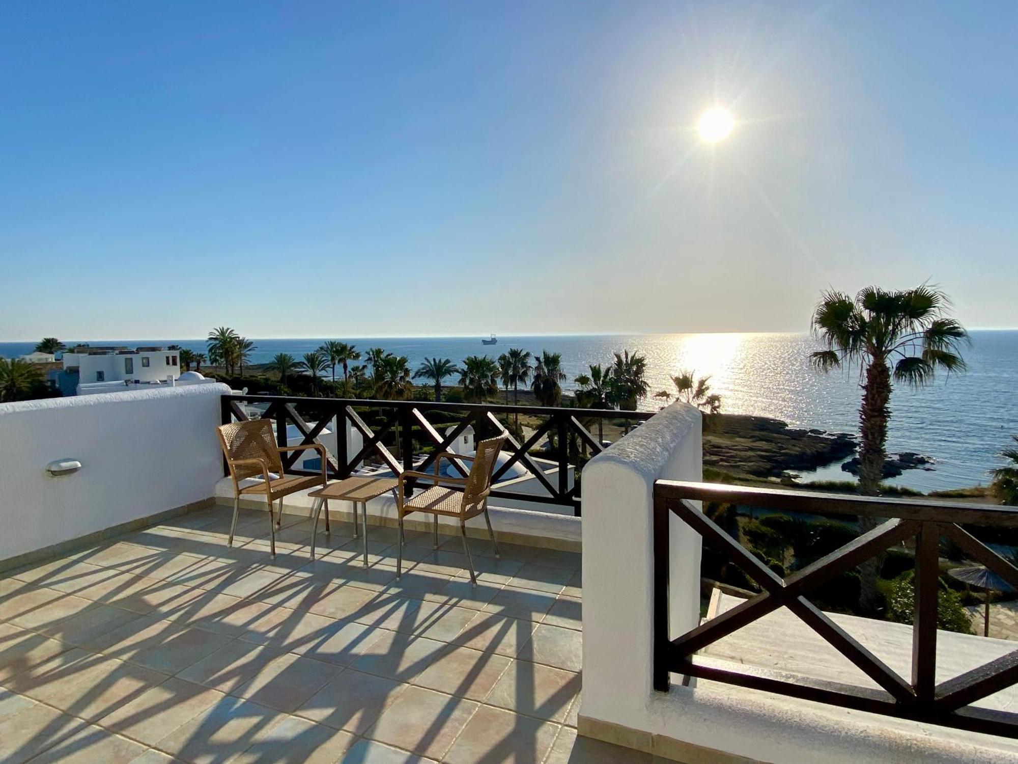 Villa Sea Front Ekaterina