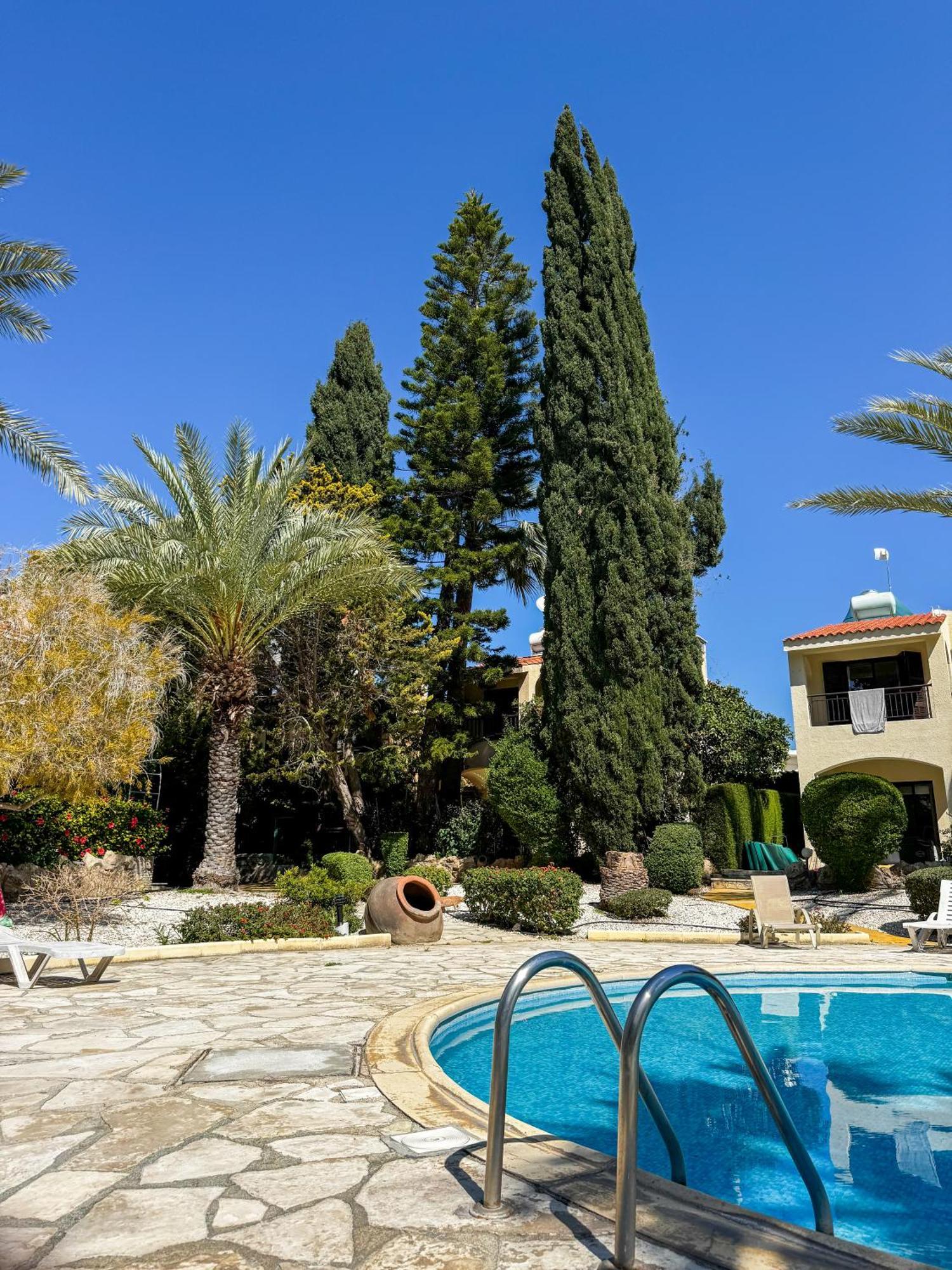 Horizon Gateway 1b, Paphos, Pool