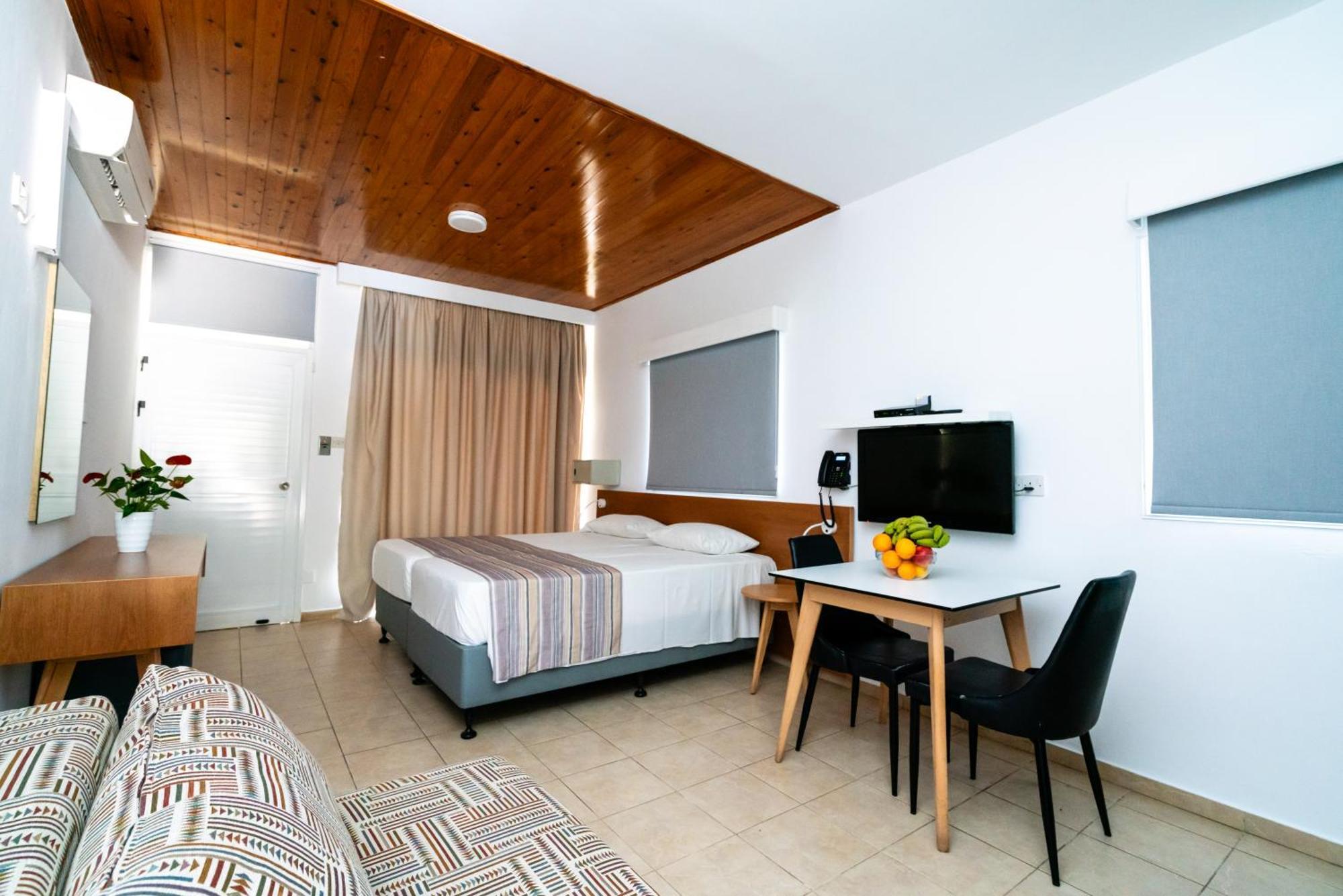 Helios Bay And Hotel 3*