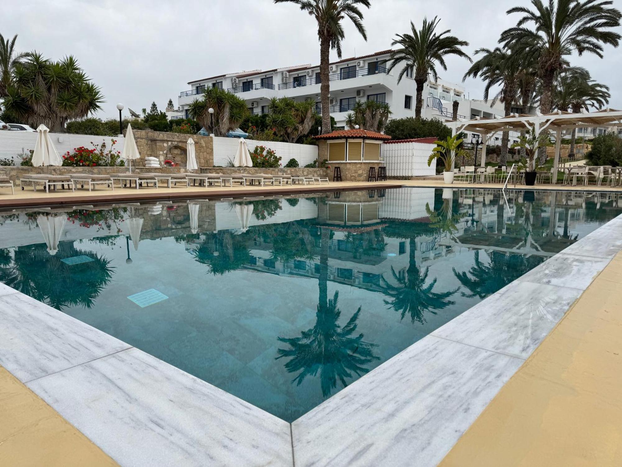 Vrachia & - Adults Only Aparthotel