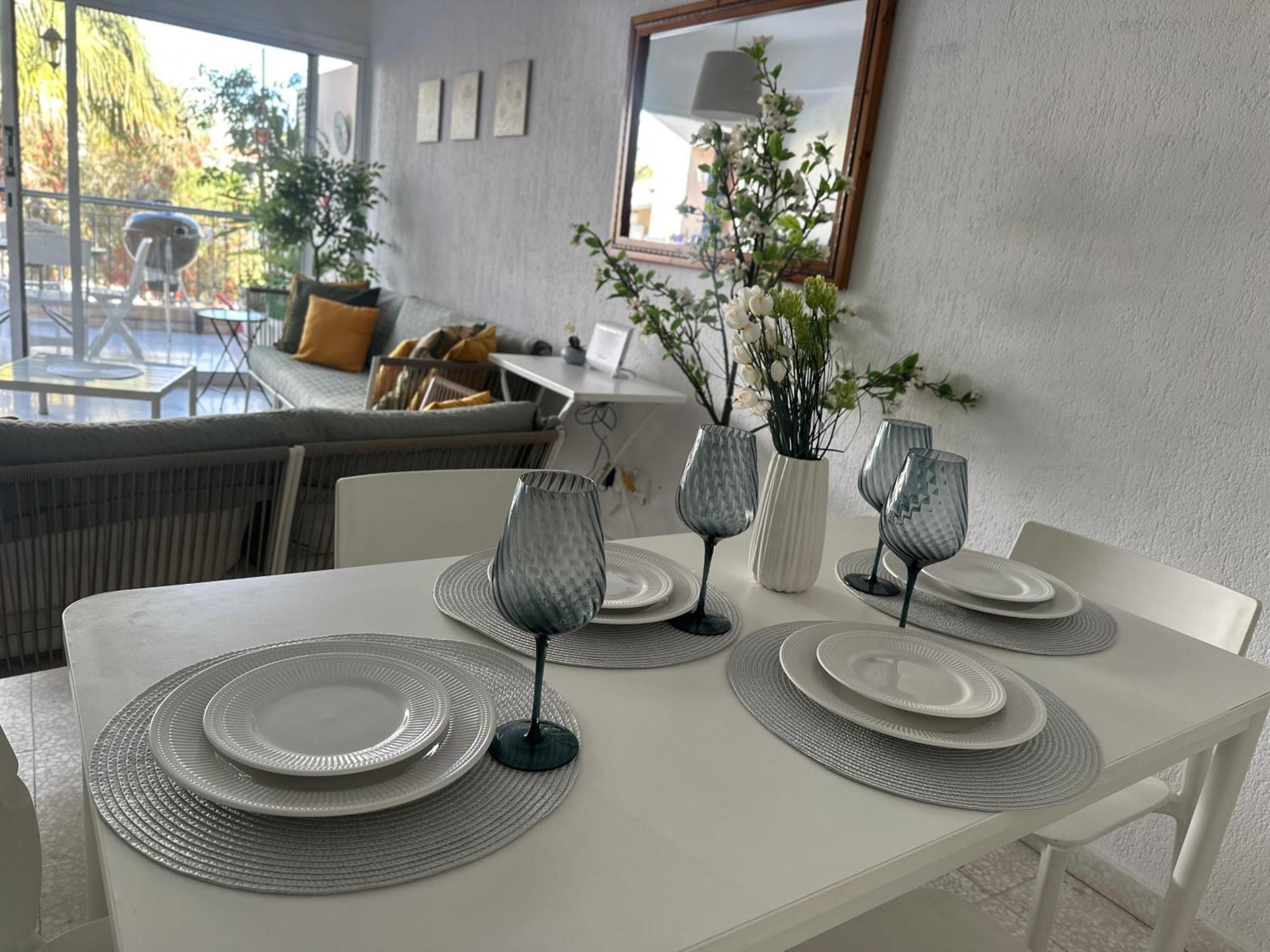 Paradise Gardens Pool View Apartamento *