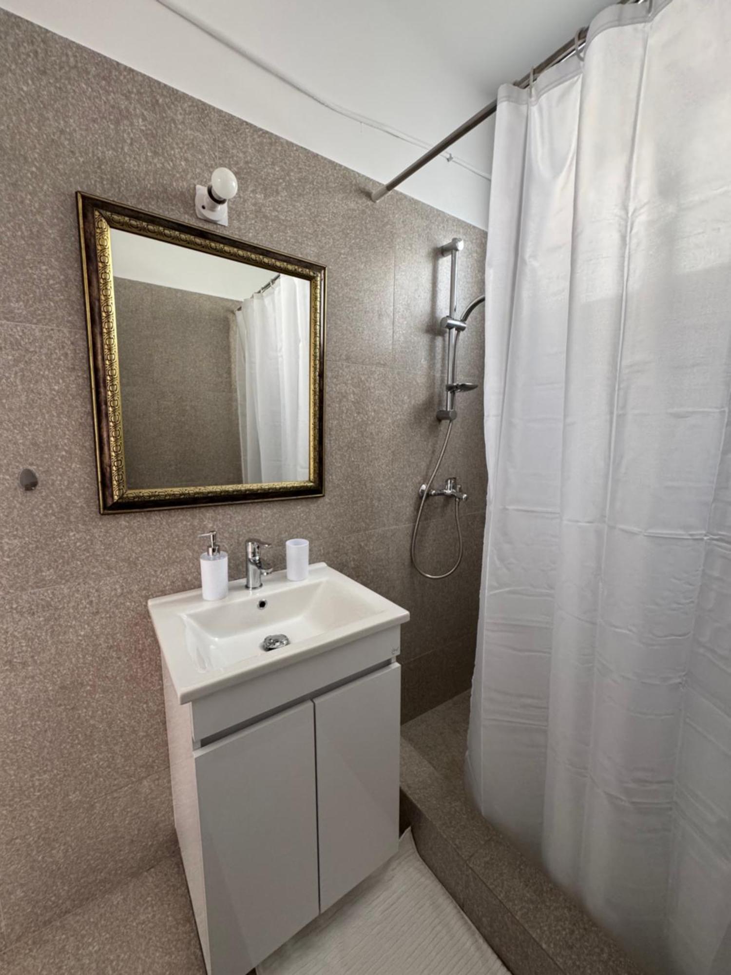 Elegant Two-bedroom In Kato Close To Everything! Apartment Paphos