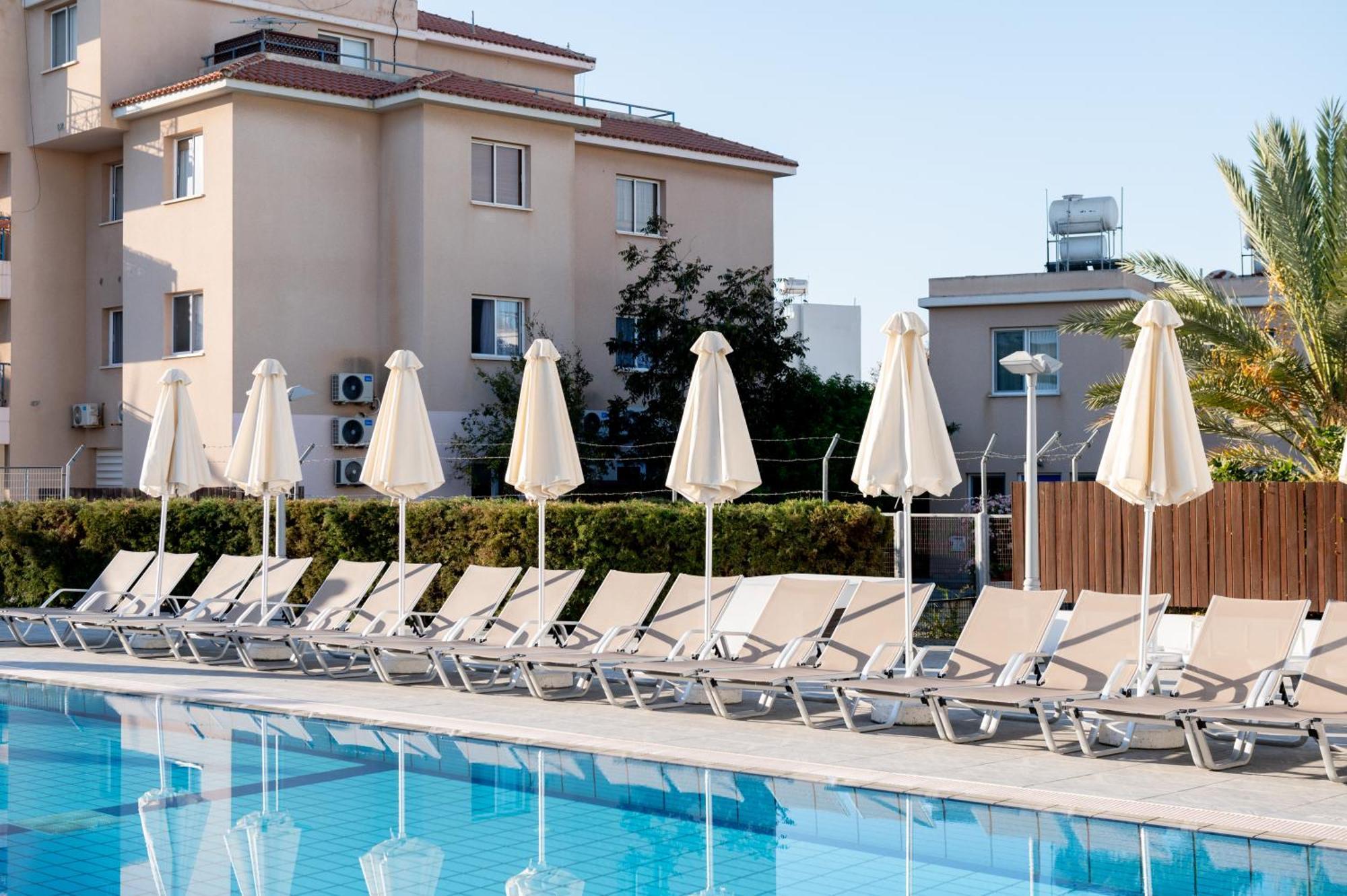 Aparthotel Kefalos Damon Paphos