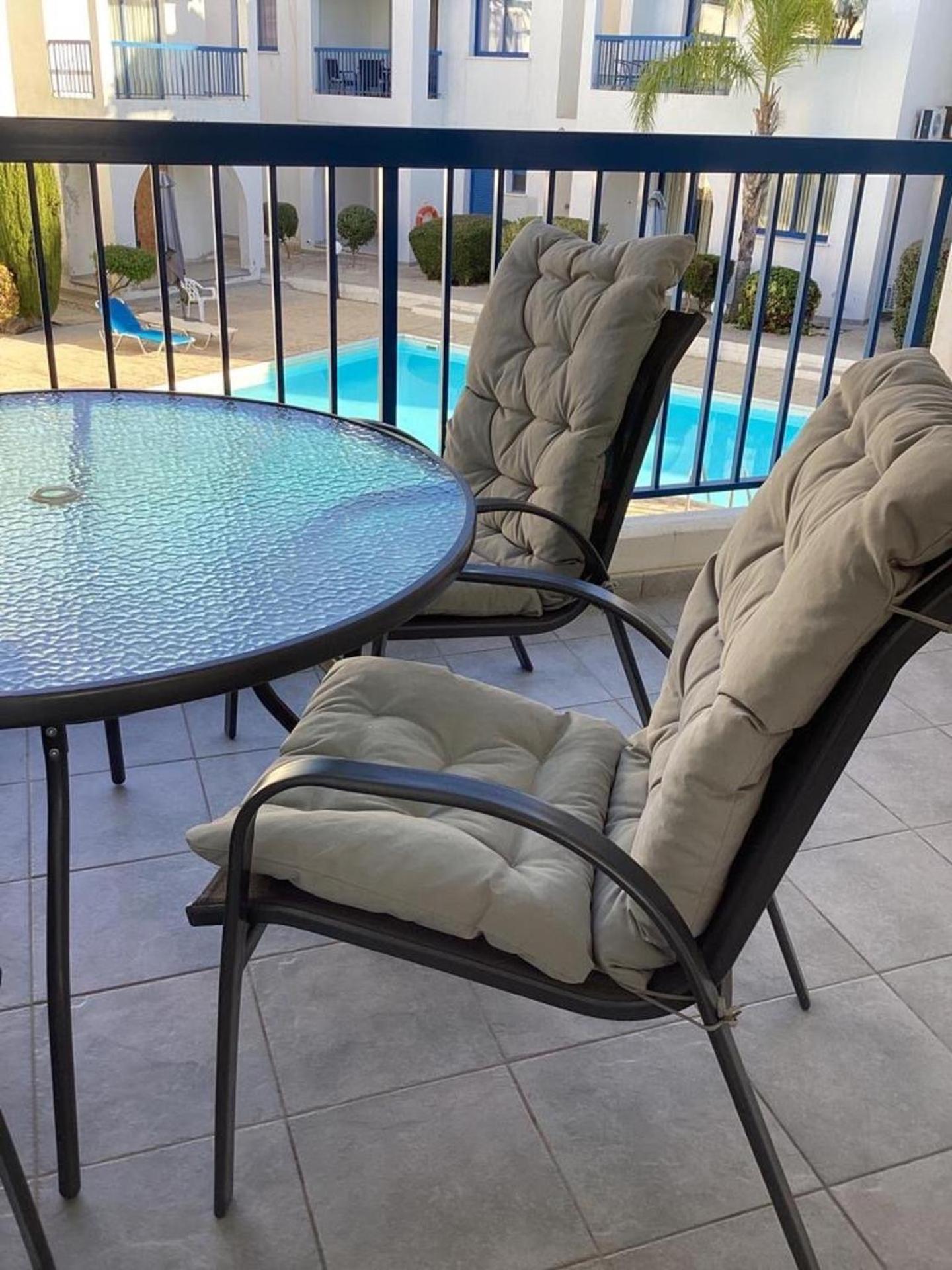 Blue Tasteful Complex Pool View Apartment *