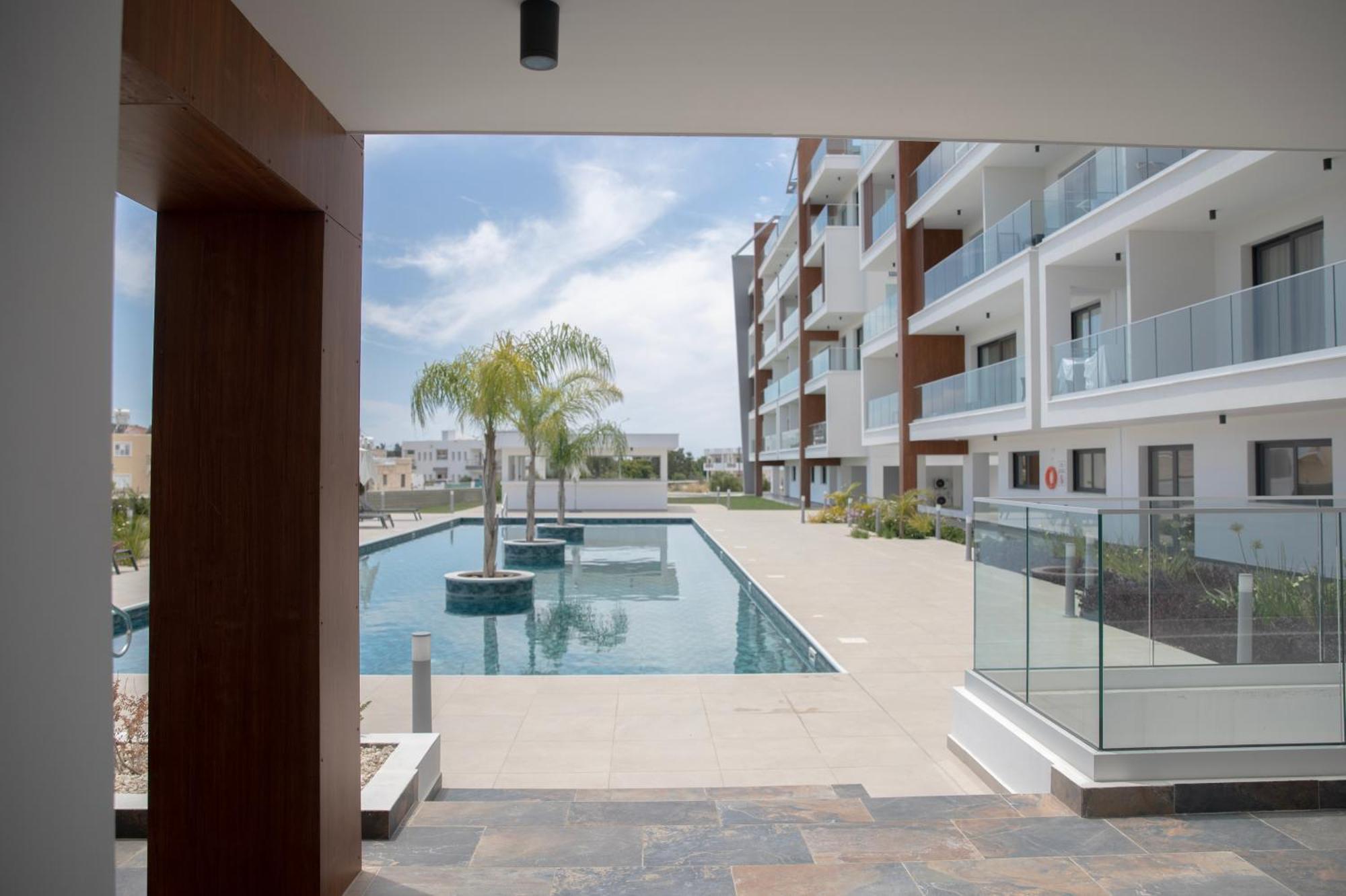 Sea View Penthouse Universal Residences