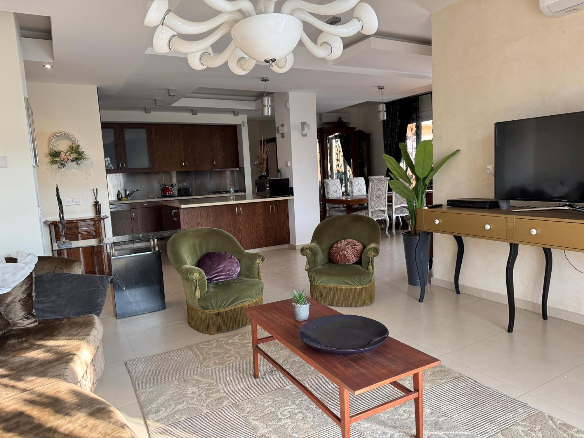Huge Penthouse With Private Pool Paphos