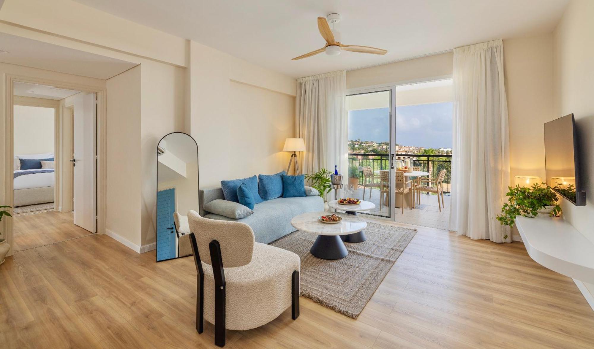 Wellclub - Family Wellness & Seaview Suites Hotel 4*