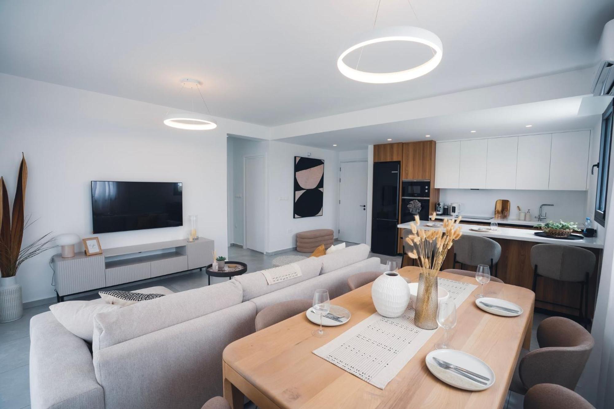Mira Paphos - 2Bdr Apt With Private Terrace Apartamento *