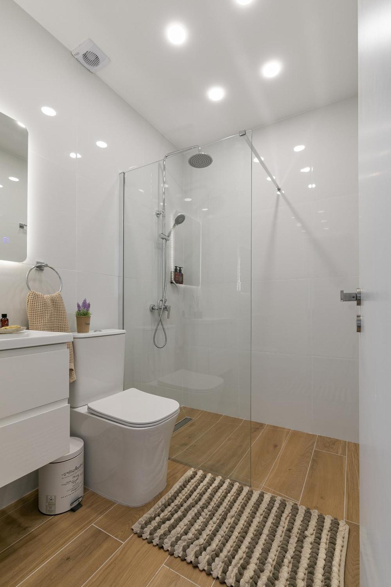 Kato | Prime Location By Vichy Holidays Apartment *