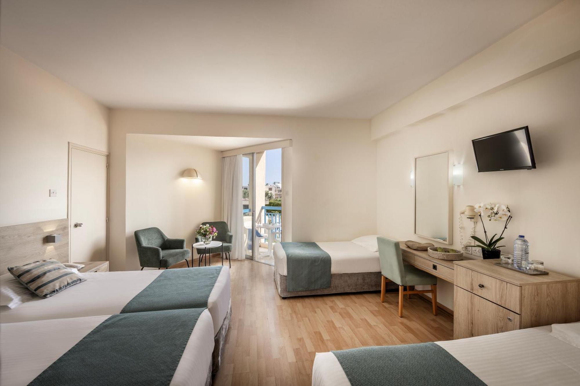 Kissos Hotel 3*