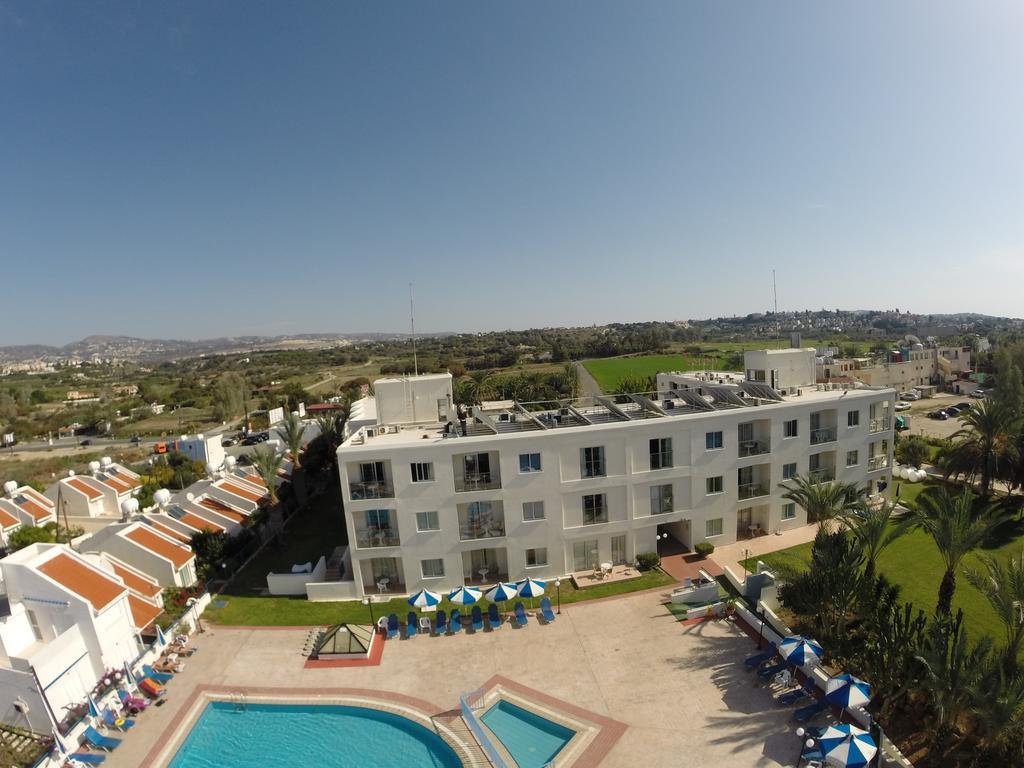 Helios Bay And Hotel Klorakas