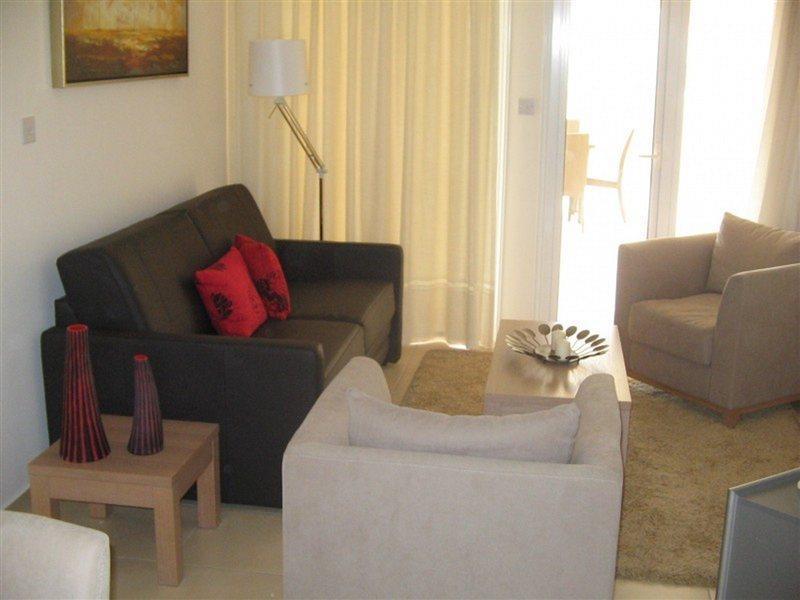 Aparthotel St Nicolas Paphos