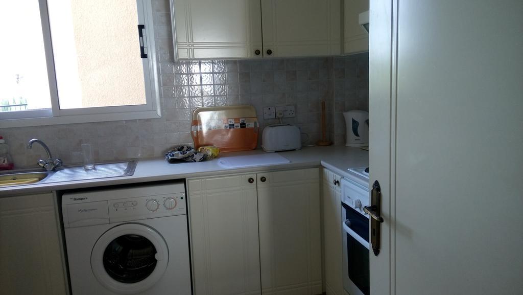 Danaos Kings Apartment