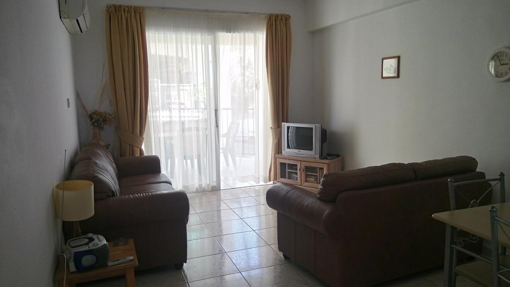 Danaos Kings Apartment