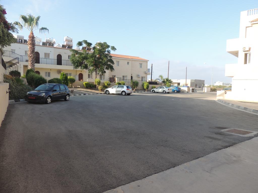 Royal Seacrest Paphos