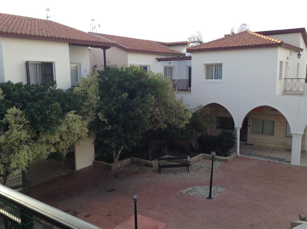 Limnaria West Apartment Paphos