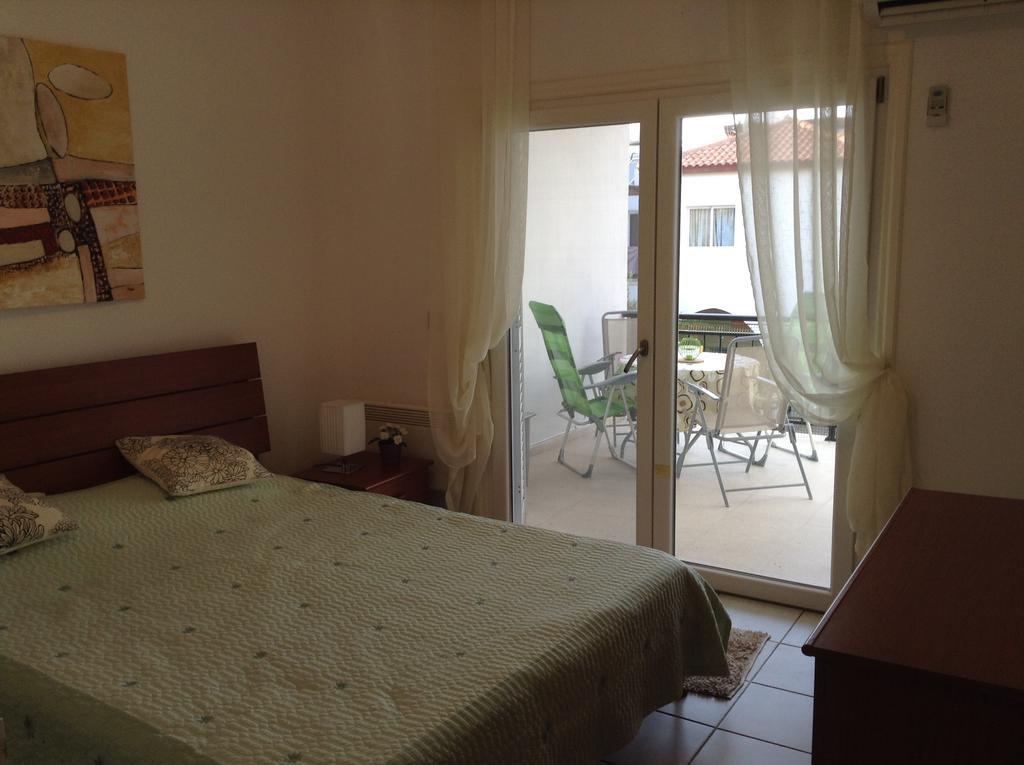 Limnaria West Paphos