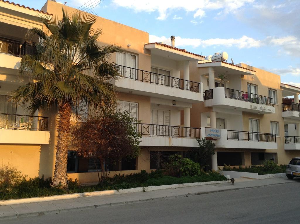 Molos Apartment