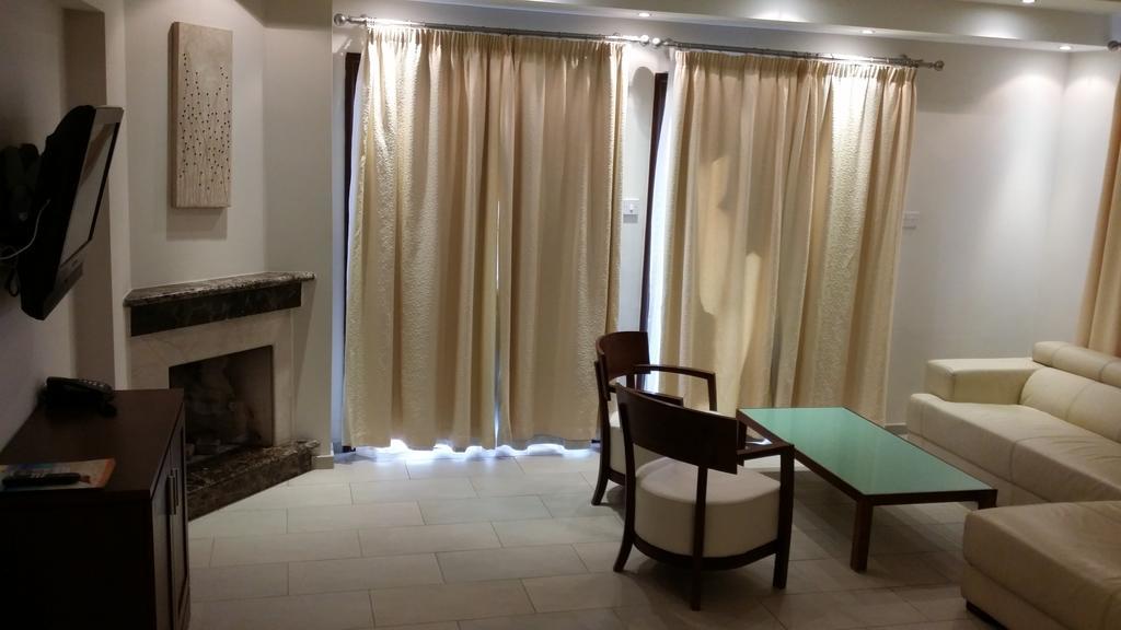 Avillion Aparthotel