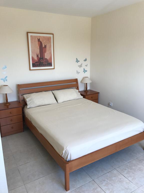 Kings Sunset Apartment *