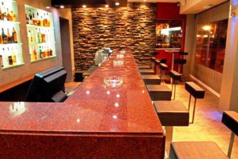Hotel Pyramos 2*