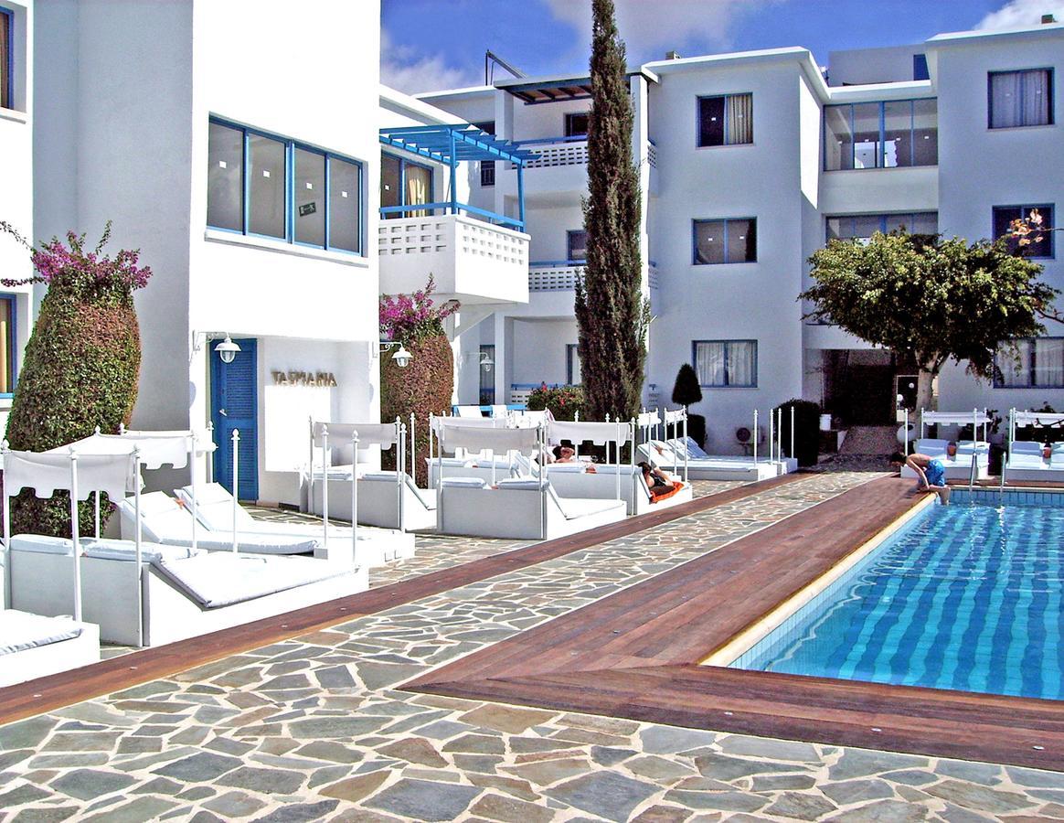 Aparthotel Tasmaria 3*