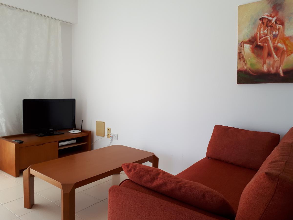 Pafilia Gardens Block 3 Apartamento *