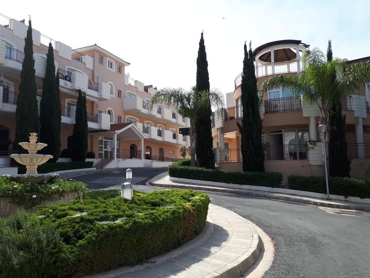 Pafilia Gardens Block 3 Apartamento