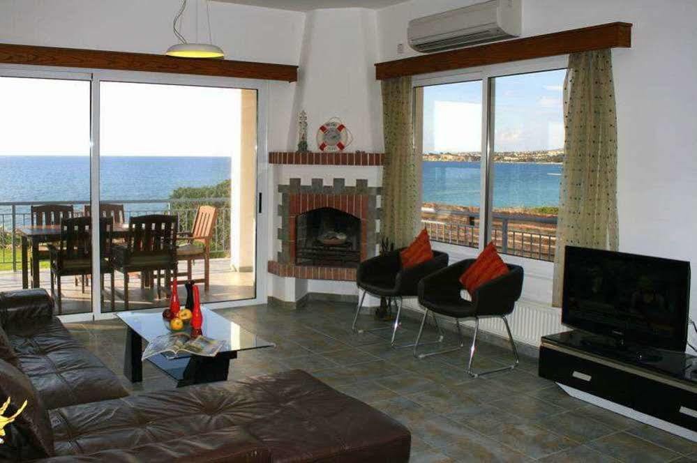Blue Coral Hotel 3*