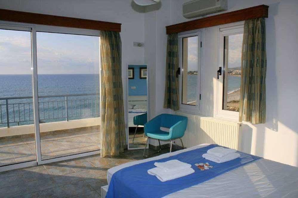 Blue Coral 3*