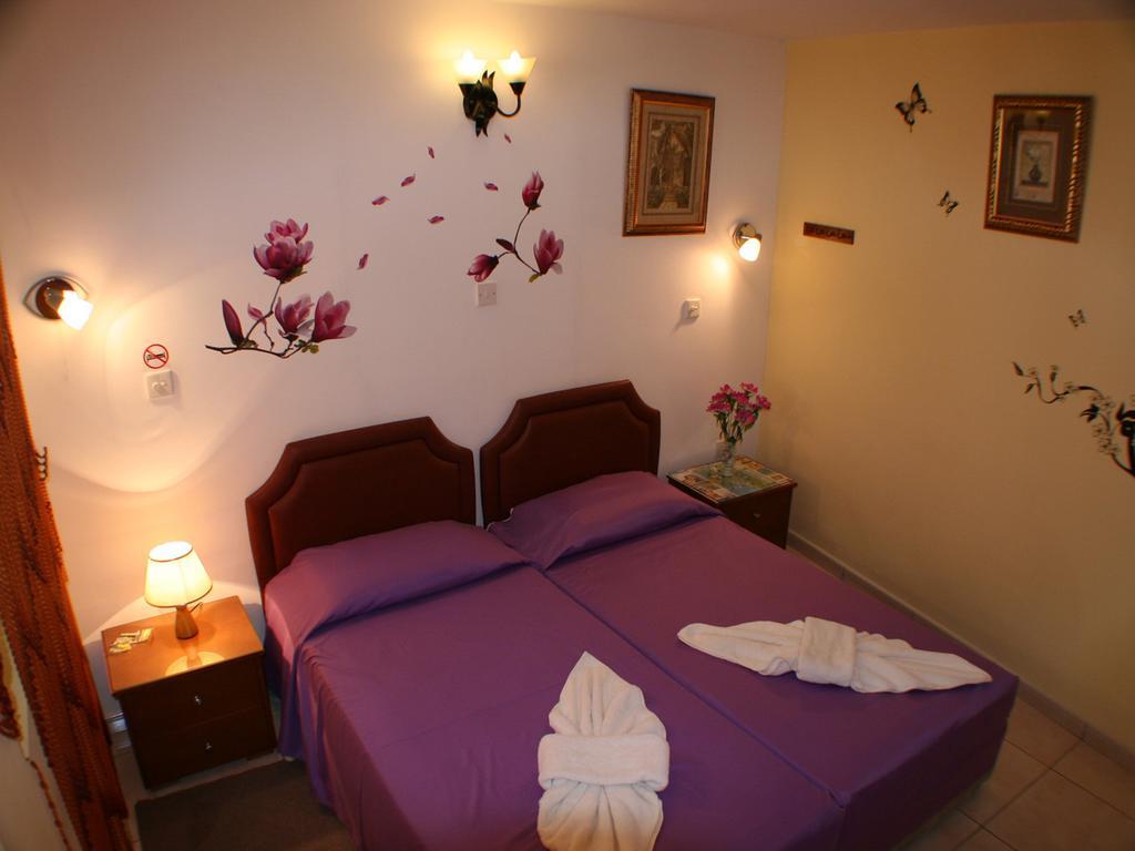 Aparthotel Apollonia Hotel Apartments 2*