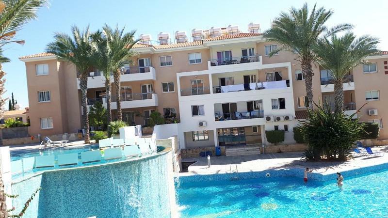 Iris Village Apartment *