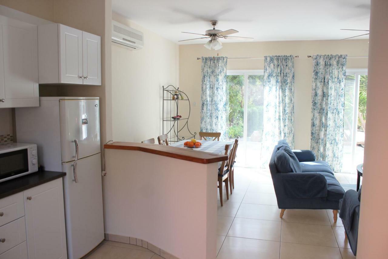 Paradise Gardens Apartment *