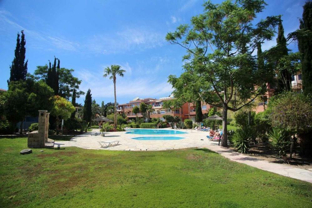 Paradise Gardens Apartment *