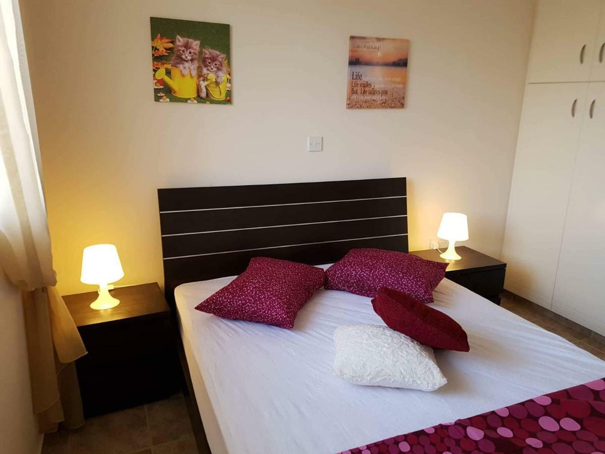 Eg3 Royal Seacrest Andri Apartment Paphos