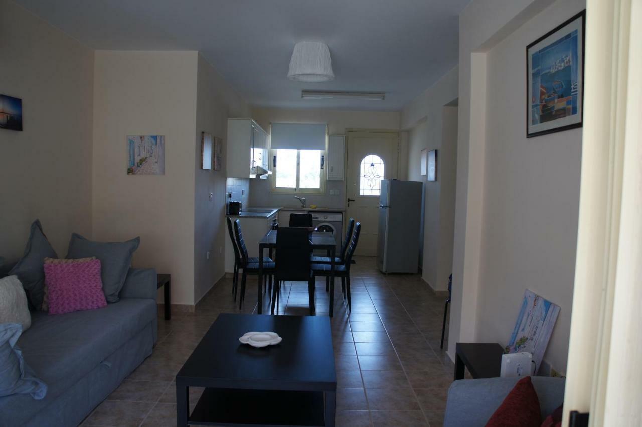 Eg3 Royal Seacrest Andri * Paphos