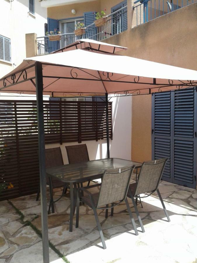 Paradise Gardens Apartment *
