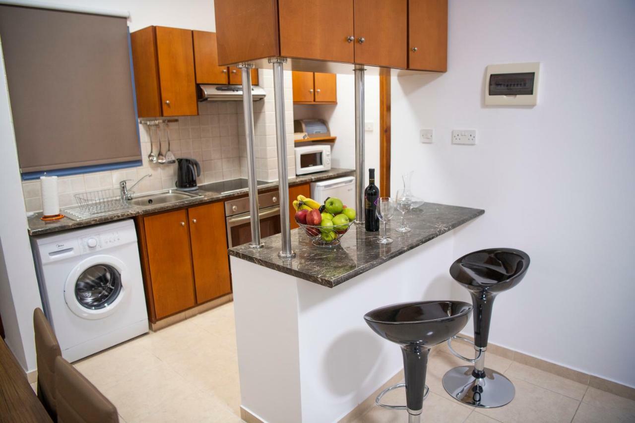 Savvas Apartment *