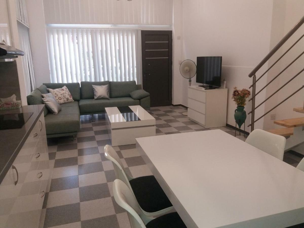 Apartment Limnaria Modern
