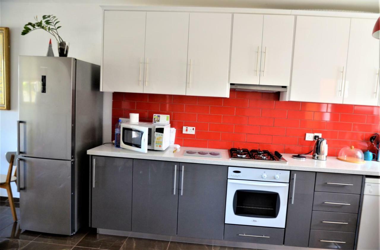 Isabella Court Townhouse Near Venus And Lidl Paphos